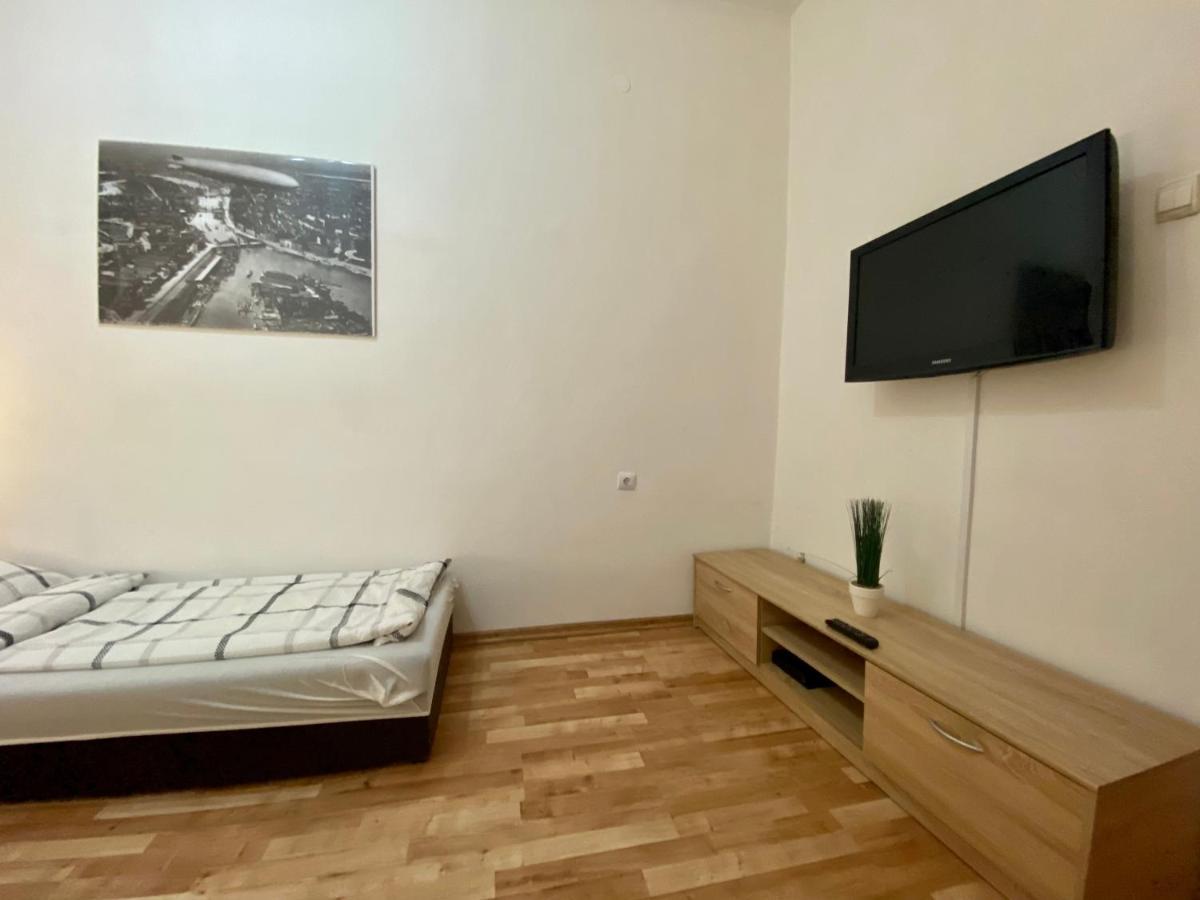 Insat * Szczecin